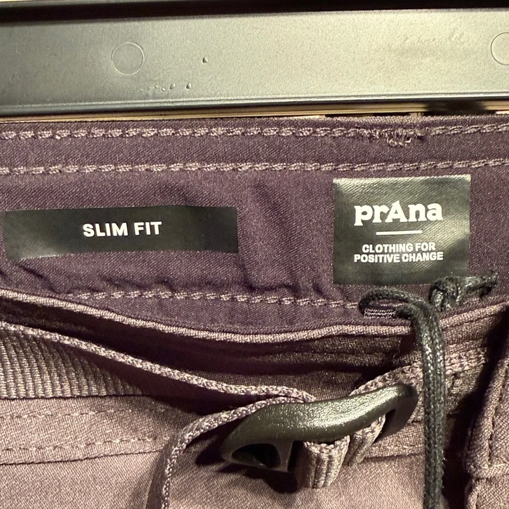 Men’s gray cargo hiking pants slim fit extra stretch size 40/34 $95.00 - Picture 6 of 10